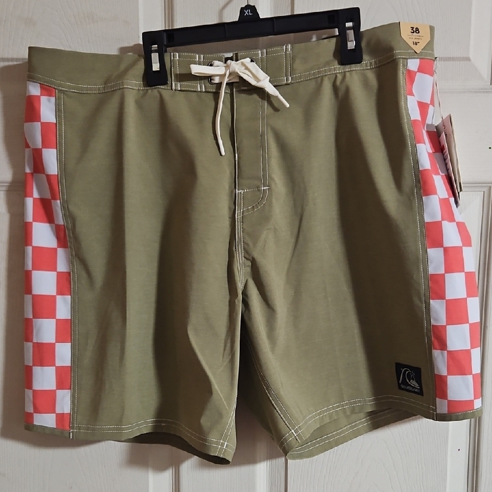 Quiksilver Men’s Original Arch 18” Boardshorts: ALOE: NEW WITH TAGS: SIZE 38